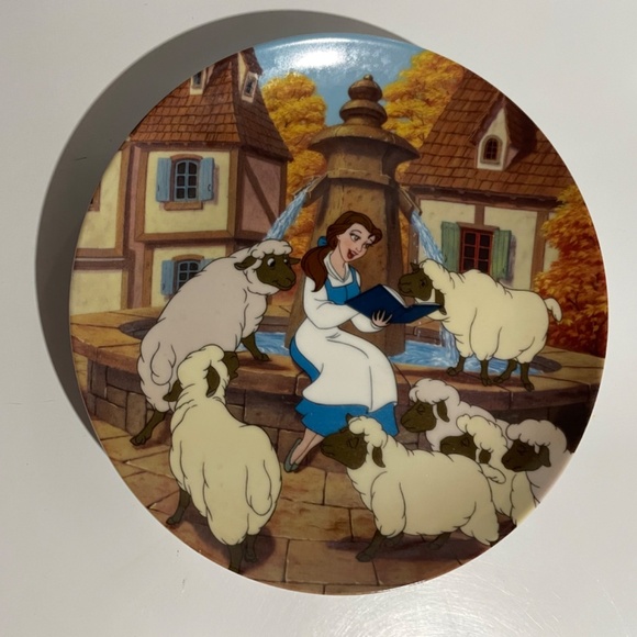 Beauty & the Beast collector plates - Picture 7 of 10